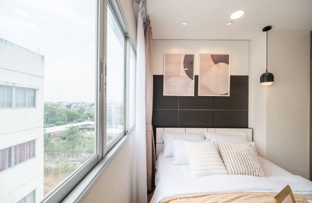 ขายคอนโดเสรีไทย-นิด้า :  ขายคอนโด ลุมพินี คอนโดทาวน์ นิด้า-เสรีไทย (ตึก A2, ชั้น 8) ขนาด 25.32 ตร.ม. ราคาเพียง 1.39 ล้านเท่านั้น ใกล้เดอะมอลล์บางกะปิ ใกล้โลตัสบางกะปิ ใกล้โรงพยาบาลเวชธานี ใกล้วัดศรีบุญเรือง ใกล้ท่าเรือคลองแสนแสบ