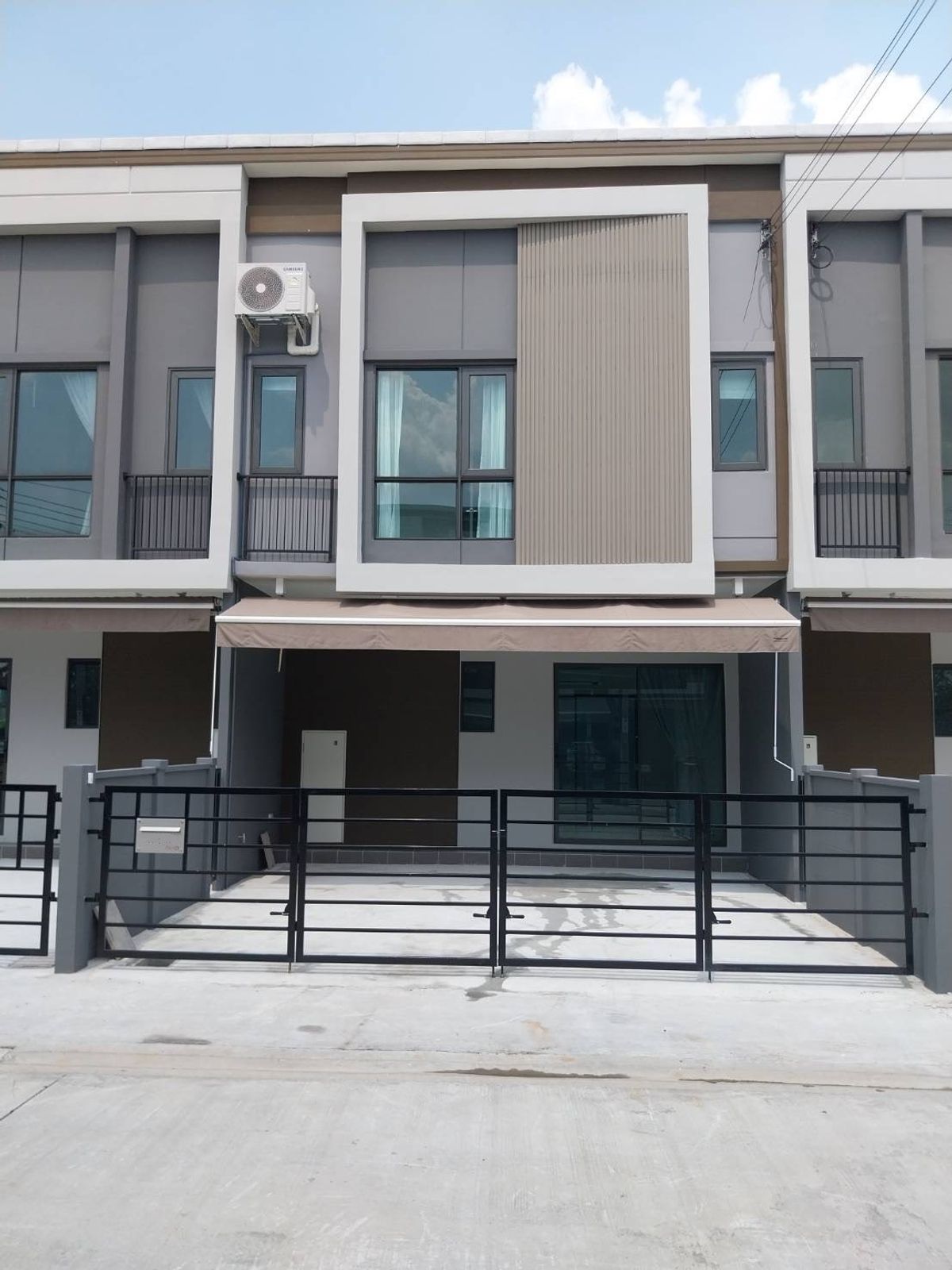 For SaleTownhomeRama5, Ratchapruek, Bangkruai : 2 -story townhome for sale, 5.7 meters wide, PLENO RATCHAPRUEK - Sathorn