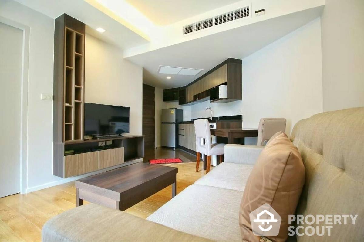 ขายคอนโดวิทยุ ชิดลม หลังสวน : คอนโด 1-ห้องนอน ที่ โฟคัส แอท เพลินจิต ใกล้ BTS นานา