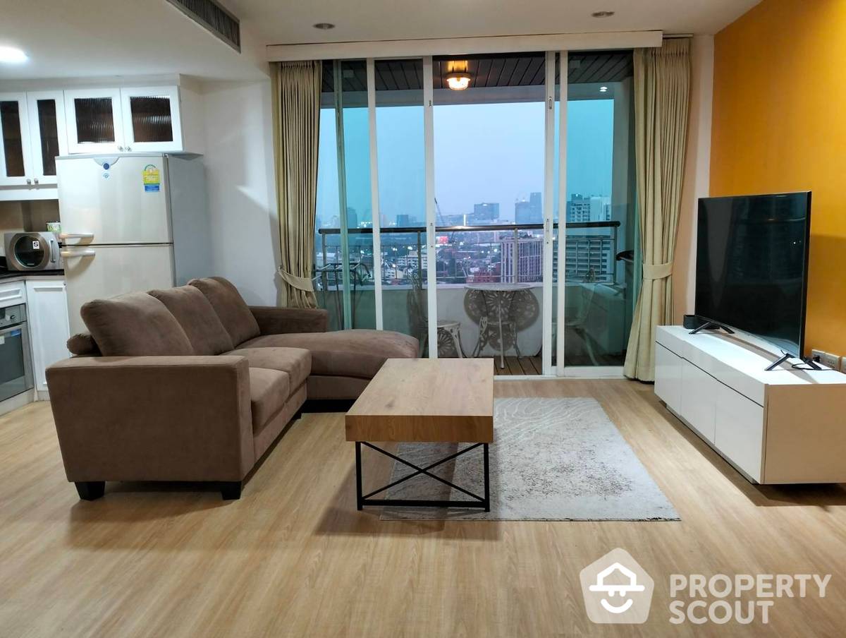 ขายคอนโดวิทยุ ชิดลม หลังสวน : คอนโด 2-ห้องนอน ที่ เออร์บานา หลังสวน คอนโดมิเนียม ใกล้ BTS ราชดำริ