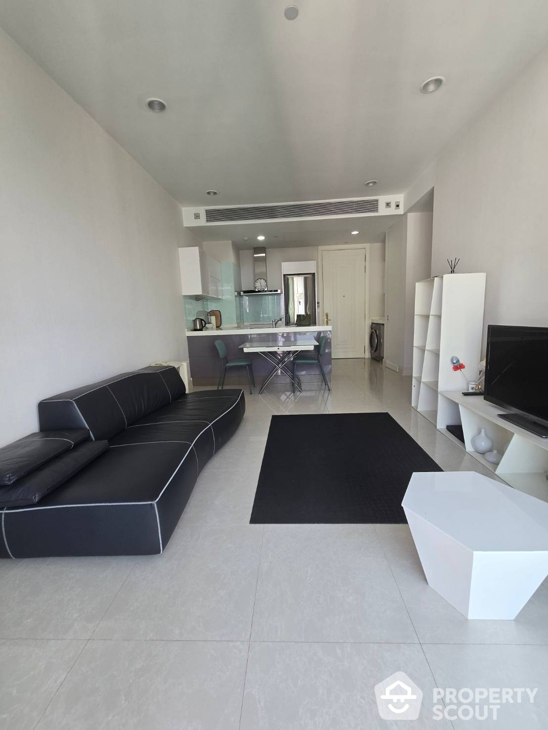 ขายคอนโดวิทยุ ชิดลม หลังสวน : คอนโด 2-ห้องนอน ที่ คิว หลังสวน ใกล้ BTS ราชดำริ