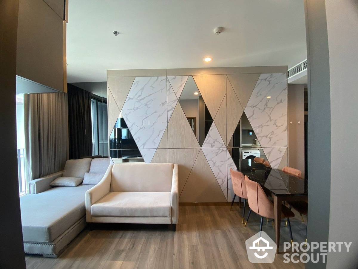 For RentCondoOnnut, Udomsuk : 1-BR Condo at Whizdom Essence Sukhumvit near BTS Punnawithi