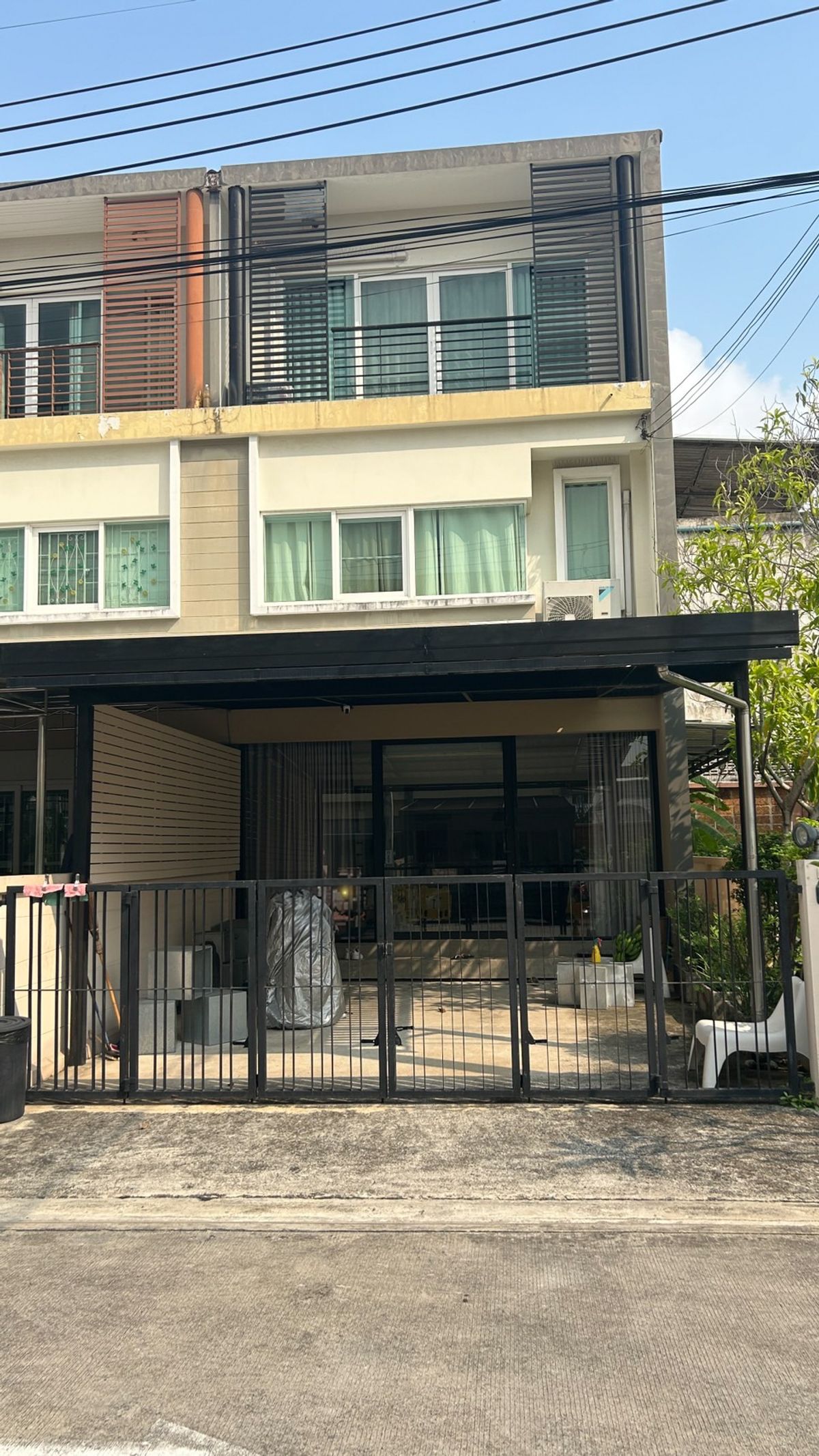 ขายทาวน์โฮมสมุทรปราการ สำโรง : ขายทาวน์โฮม 3 ชั้น คาซ่าซิตี้ สุขุมวิท 101/1 Holle-010