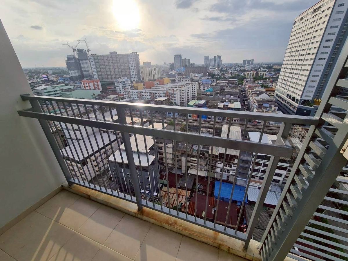 For RentCondoPinklao, Charansanitwong : 🔥 Large room 43 sqm 🚆MRT Bang Yi Khan 300m🔥 Thana Recia Charan Pinklao 🔥