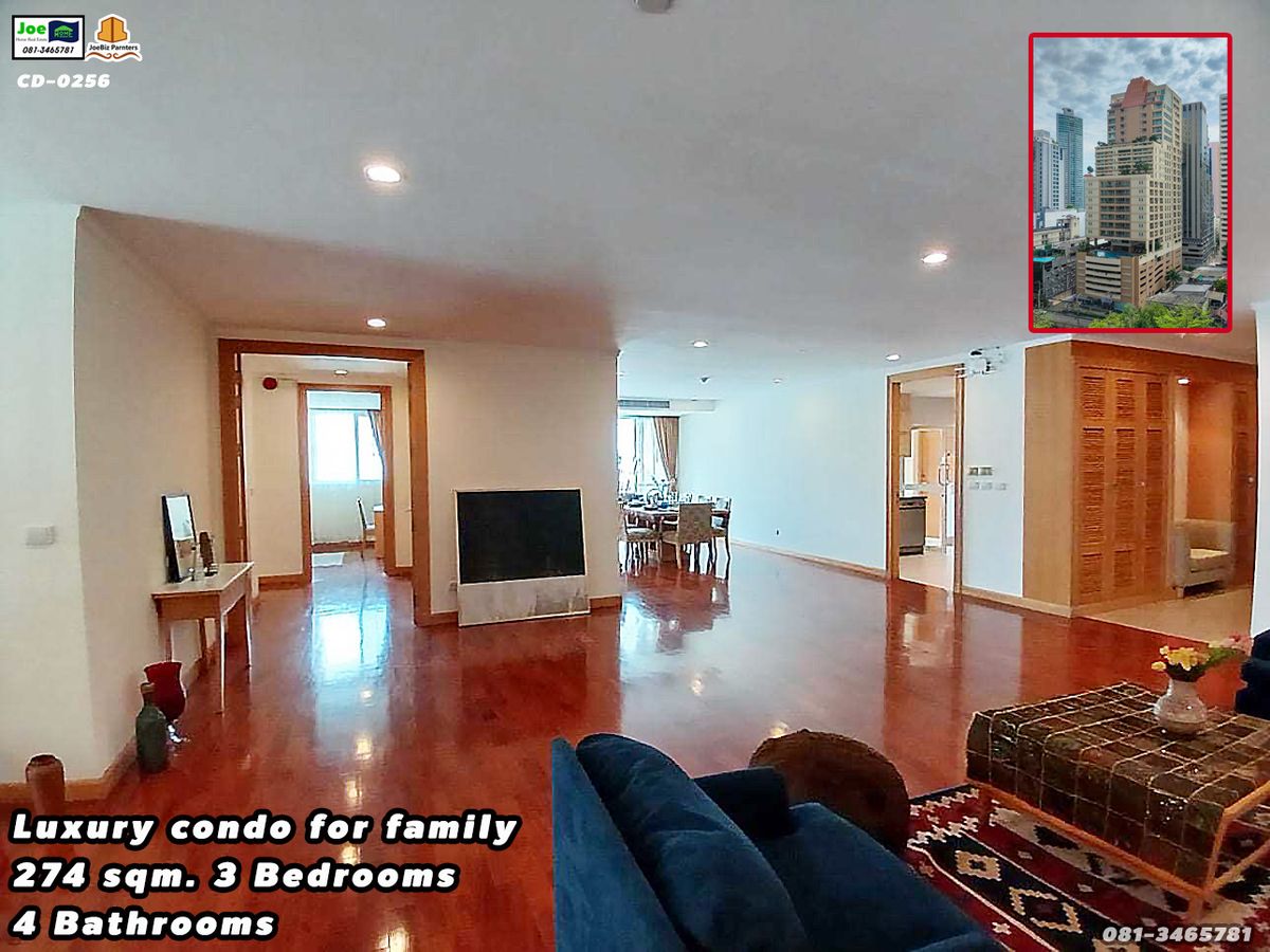For RentCondoSukhumvit, Asoke, Thonglor : Luxurious large condominium of 274 sq.m., 3 bedrooms, 4 bathrooms, for families, in the heart of Bangkok, Sukhumvit 22, near BTS SkyTrain, close to famous shopping malls, not affected by the recent earthquake.