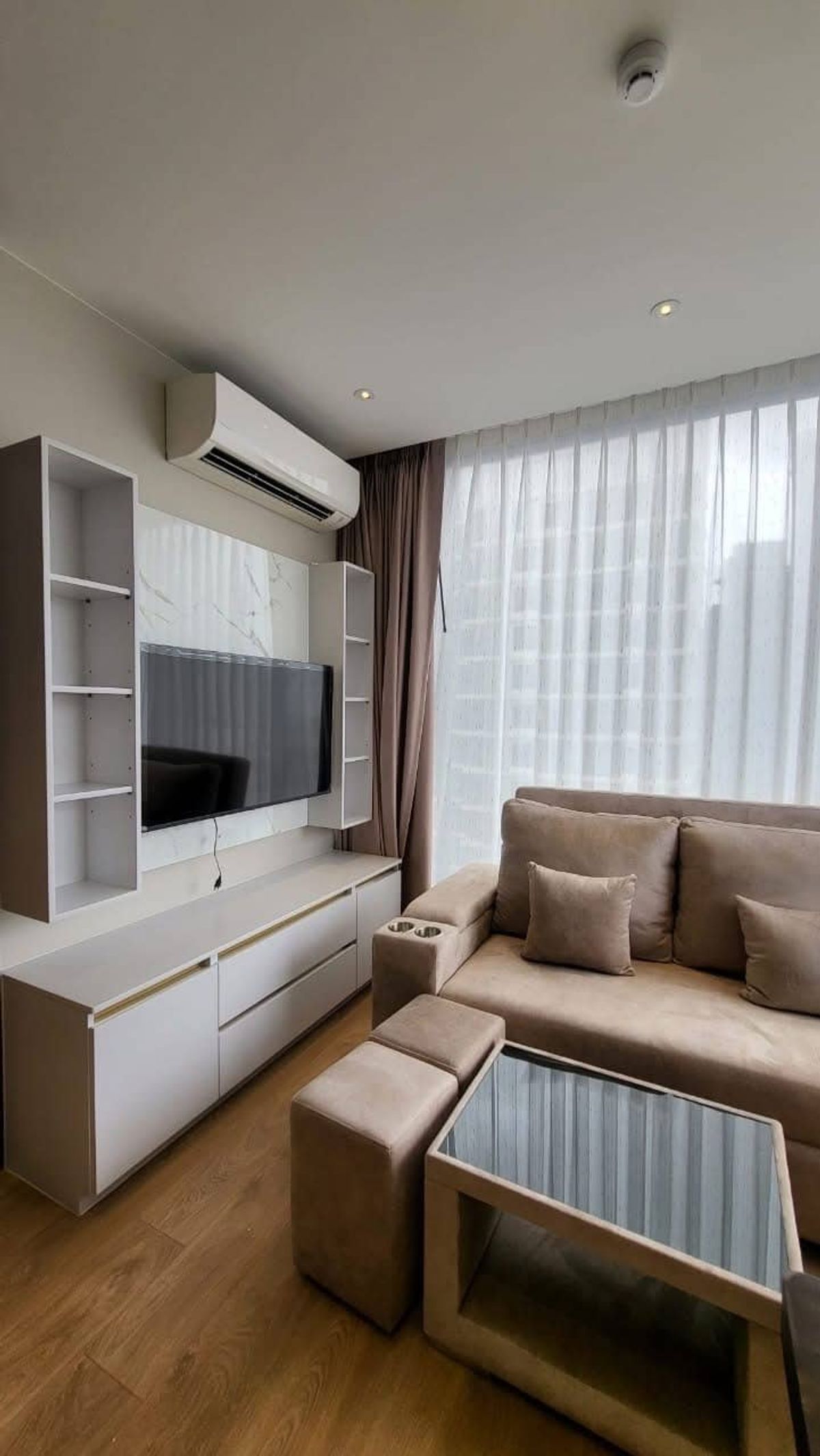 ให้เช่าคอนโดสุขุมวิท อโศก ทองหล่อ : ให้เช่า 📍 The FINE Bangkok Thonglor - Ekamai 📍 2 ห้องนอน 2 ห้องน้ำ เฟอร์นิเจอร์ และ เครื่องใช้ไฟฟ้าครบ 