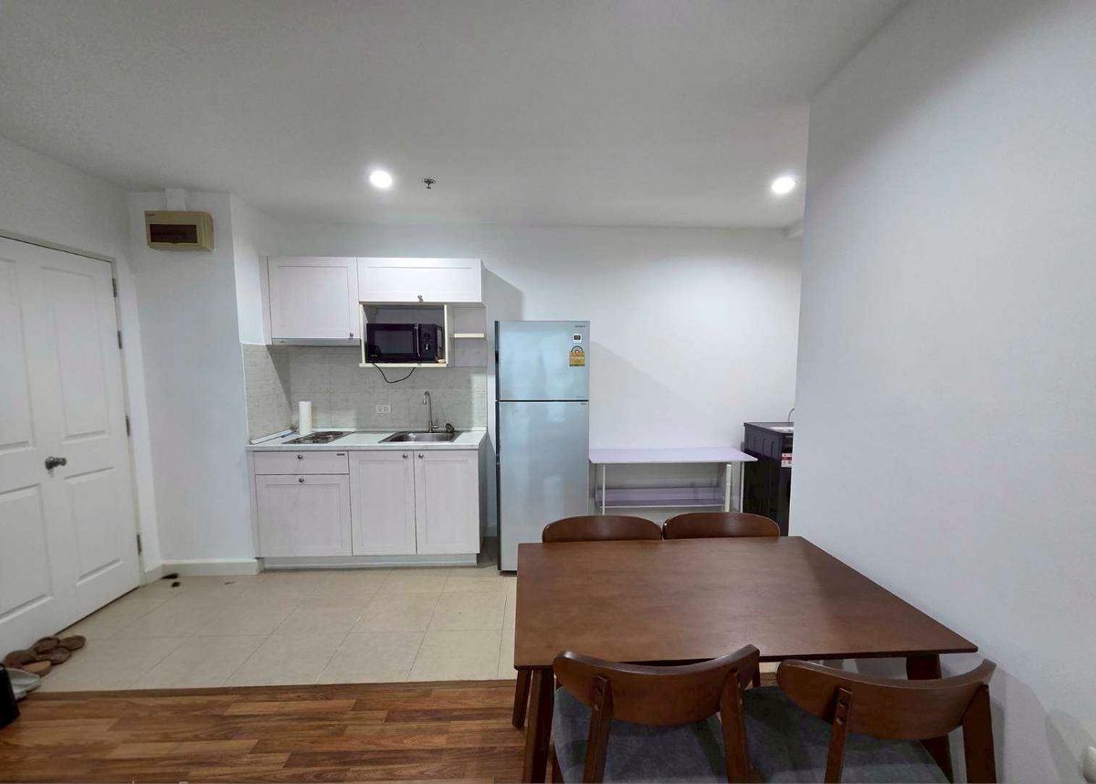 For RentCondoPinklao, Charansanitwong : 🔥 Large room 43 sqm 🚆MRT Bang Yi Khan 300m🔥 Thana Recia Charan Pinklao 🔥