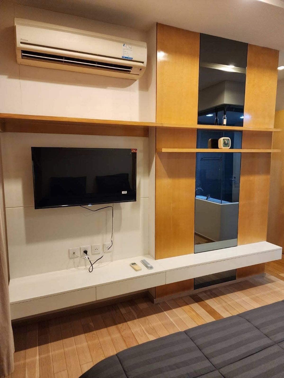 ให้เช่าคอนโดสุขุมวิท อโศก ทองหล่อ : ให้เช่า 📍 Siri at Sukhumvit 📍 2 ห้องนอน 2 ห้องน้ำ เฟอร์นิเจอร์ และ เครื่องใช้ไฟฟ้าครบ 