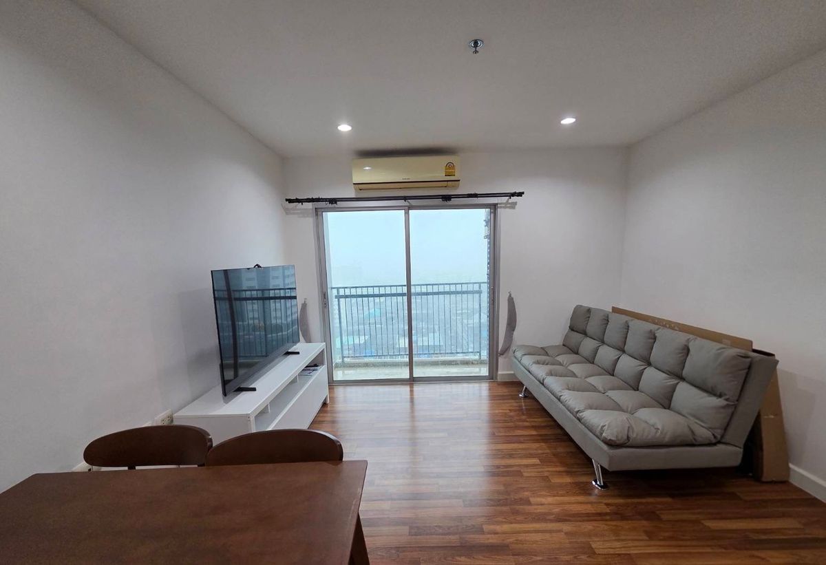 For RentCondoPinklao, Charansanitwong : 🔥 Large room 43 sqm 🚆MRT Bang Yi Khan 300m🔥 Thana Recia Charan Pinklao 🔥