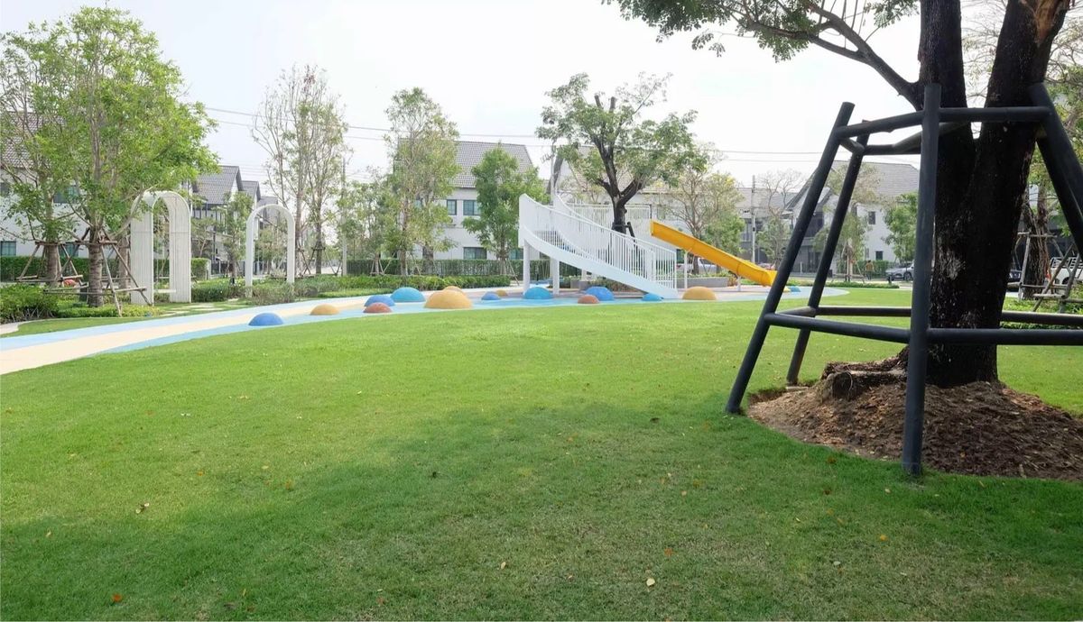 ให้เช่าบ้านบางนา แบริ่ง ลาซาล : 🏡 ให้เช่า บ้านหรู 2 ชั้น เฟอร์ครบ รองรับครอบครัวใหญ่และสัตว์เลี้ยง พร้อมอยู่ ใกล้เมกะบางนา-รร.นานาชาติ เดินทางสะดวก เพียง 1 กม.จากทางด่วน