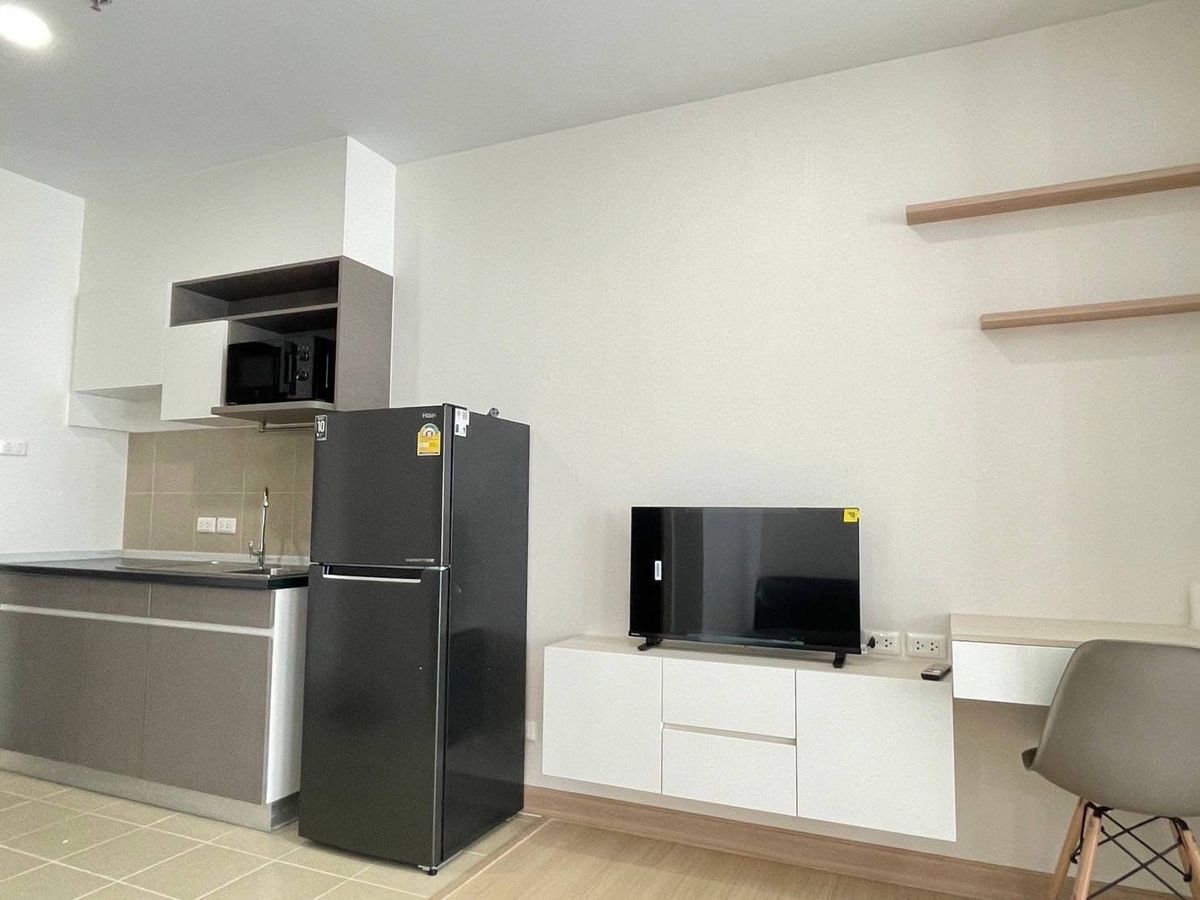 For RentCondoBang kae, Phetkasem : 🌈 16 May 68 🌈 6 -foot bed, comfortable sleeping with washing machines There are no cracks from the earthquake. The new room has just been rented in one year.