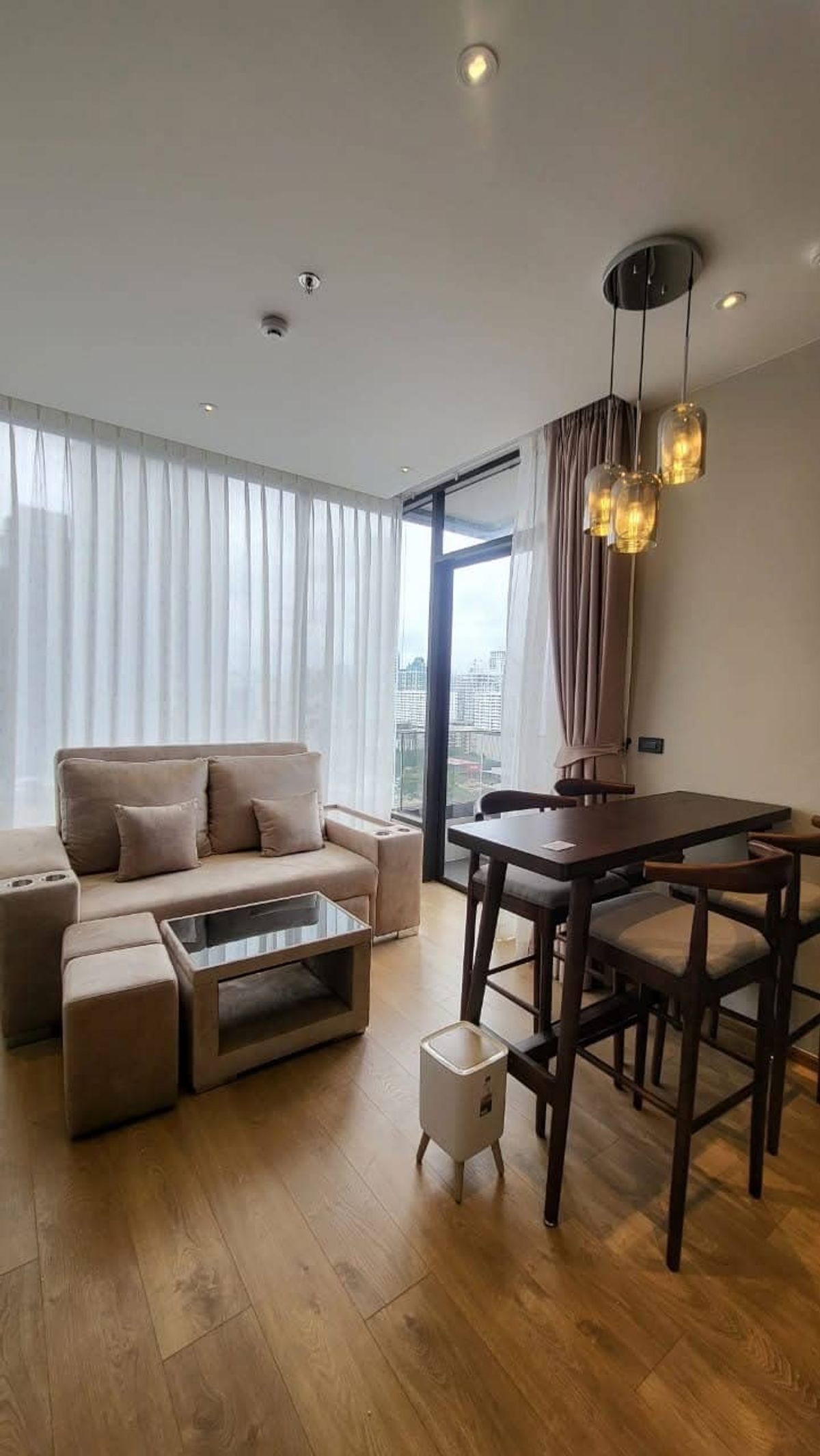 ให้เช่าคอนโดสุขุมวิท อโศก ทองหล่อ : ให้เช่า 📍 The FINE Bangkok Thonglor - Ekamai 📍 2 ห้องนอน 2 ห้องน้ำ เฟอร์นิเจอร์ และ เครื่องใช้ไฟฟ้าครบ 