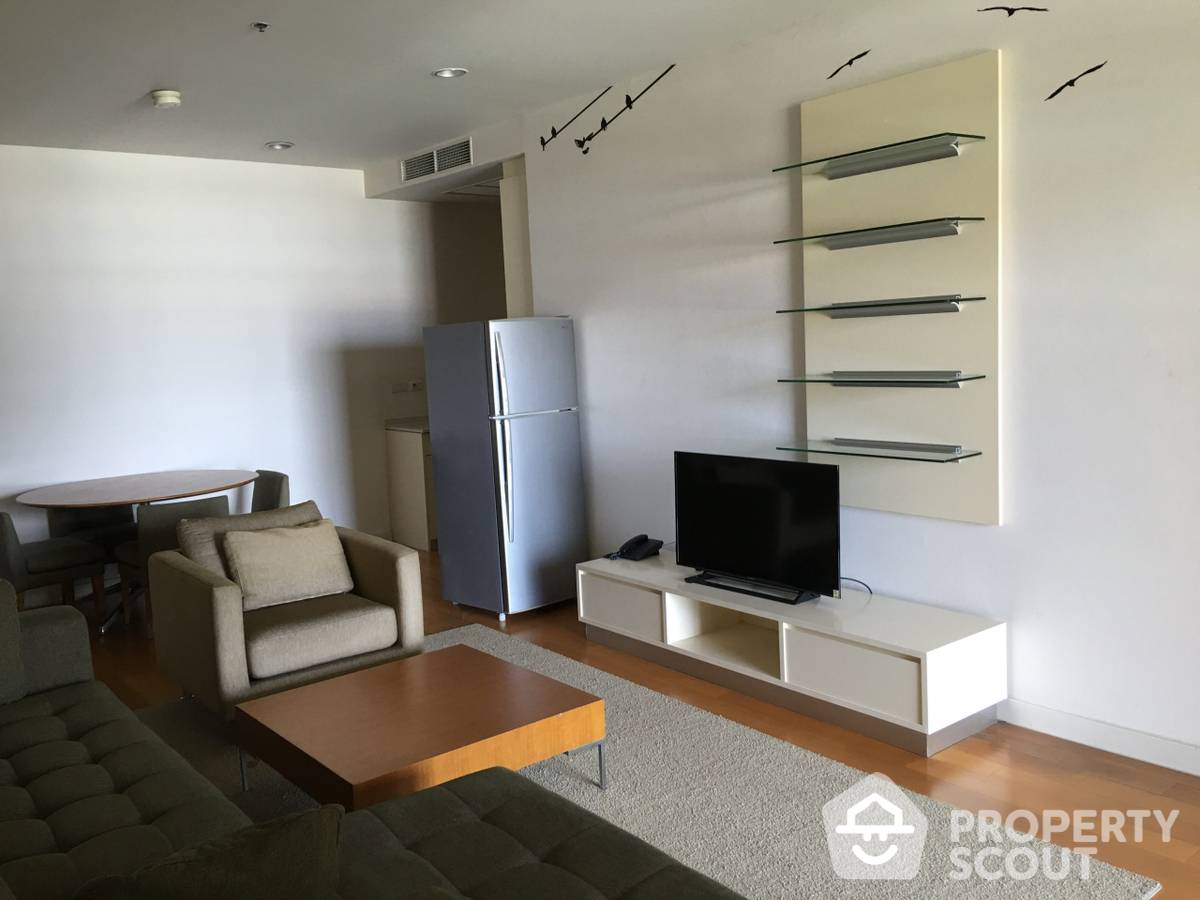 For RentCondoSathorn, Narathiwat : 2-BR Condo at Chatrium Riverside Condominium near BTS Saphan Taksin
