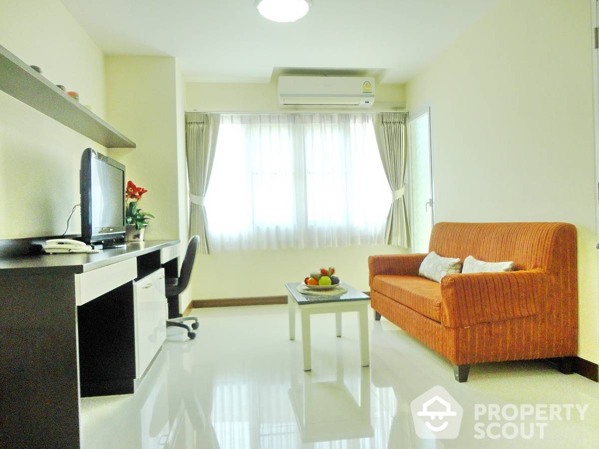 For RentCondoSukhumvit, Asoke, Thonglor : 2-BR Apt. near BTS Ekkamai