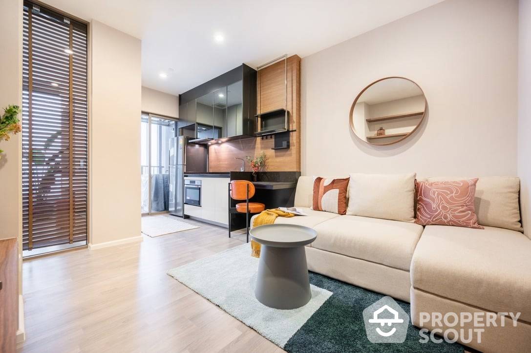 For RentCondoSathorn, Narathiwat : 1-BR Condo at The Room Sathorn - St. Louis near BTS Surasak