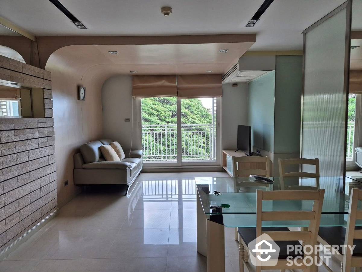 For RentCondoSathorn, Narathiwat : 2-BR Condo at Baan Siriyenakat Condominium near MRT Khlong Toei