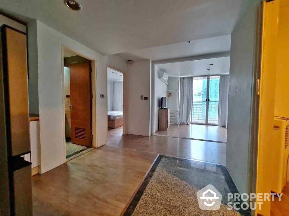 For RentCondoSukhumvit, Asoke, Thonglor : 2-BR Condo at Asoke Place near MRT Sukhumvit