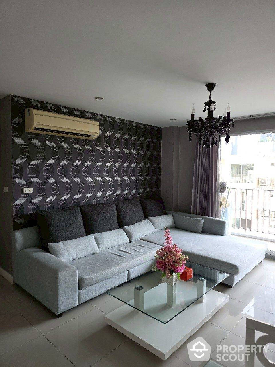 For RentCondoSukhumvit, Asoke, Thonglor : 2-BR Condo at The Clover Thonglor Residence near BTS Thong Lor