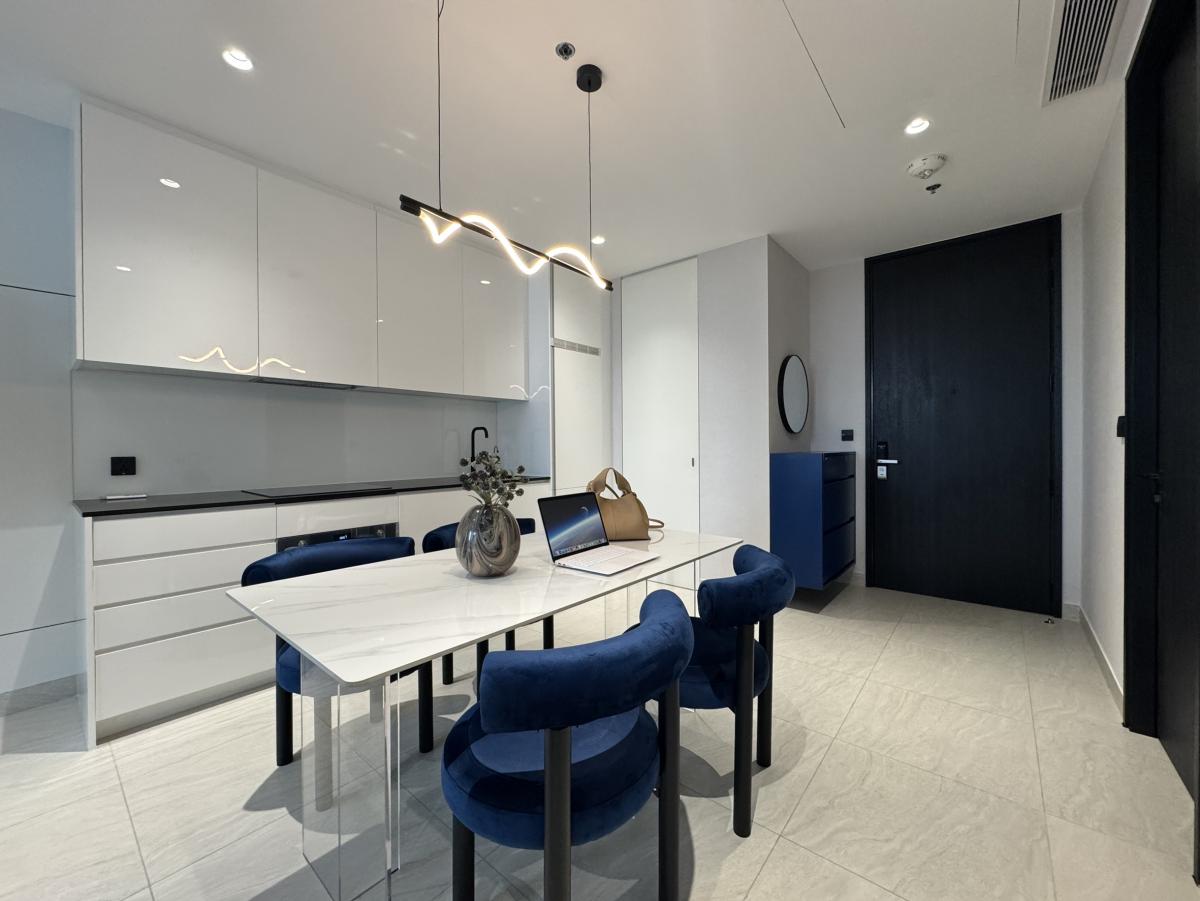 ให้เช่าคอนโดสาทร นราธิวาส : Tait 12, 1 bed, 70000 per month