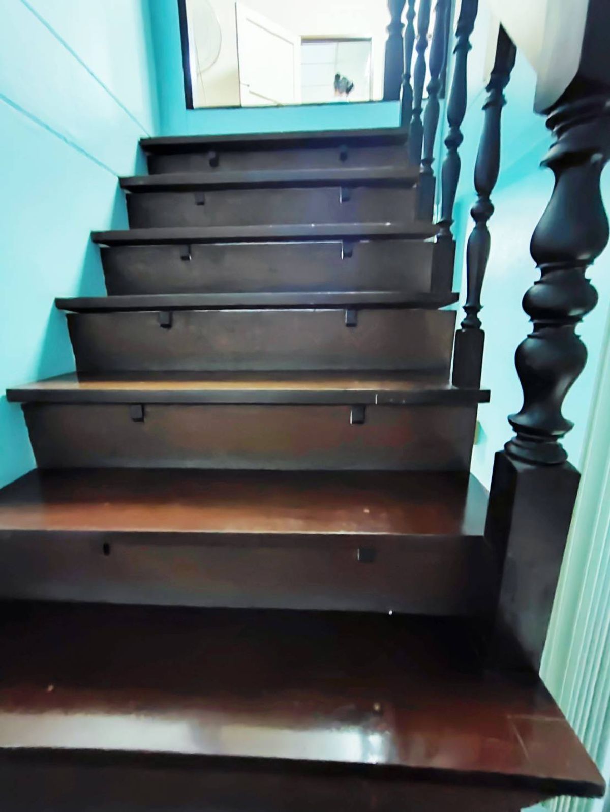 For SaleOfficeChaengwatana, Muangthong : House for sale at Soi Prachachuen Non 2, can enter 2 via 90 sq.m., good location, Themall and opposite the graduate business.