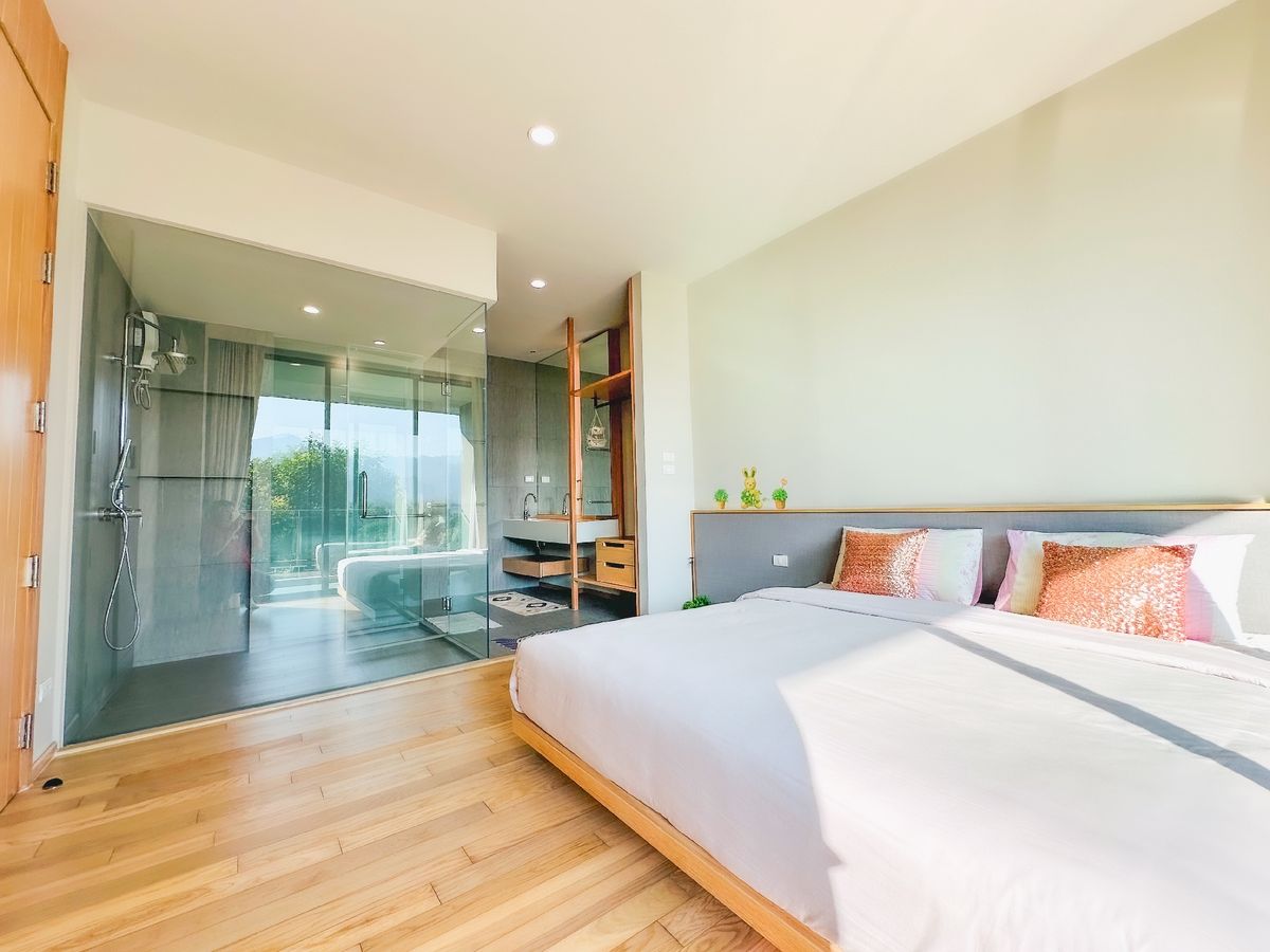 For SaleCondoPak Chong KhaoYai : Luxurious condo for sale in Khao Yai | corner room 84 sq.m. next to the pool | Khao Yai, full -sized corner room, close to the swimming pool, complete with a restaurant, cafes and tourist attractions.