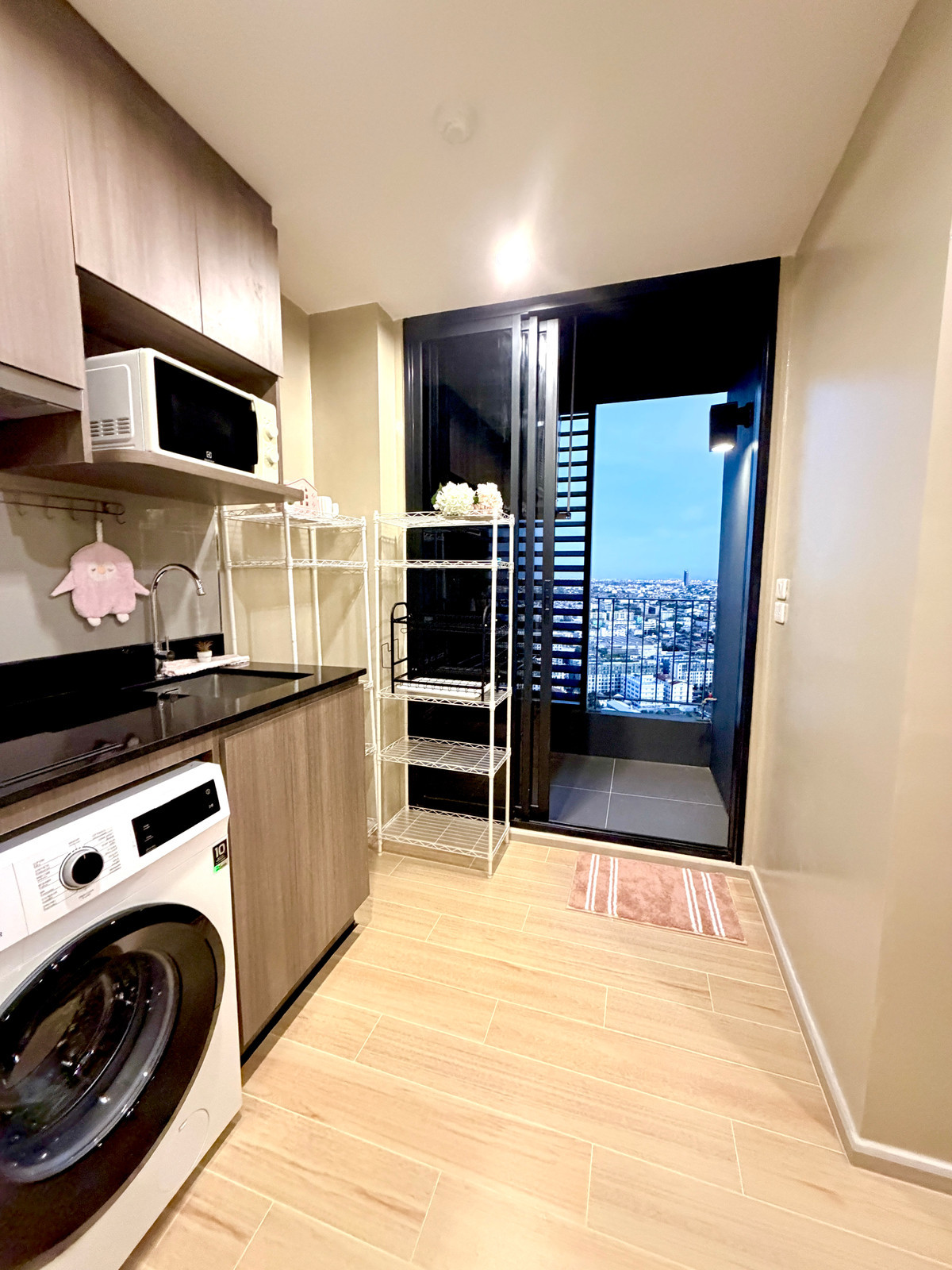 For RentCondoBangna, Bearing, Lasalle : 💥CP-3673💥IDEO Mobi Sukhumvit Eastpoint  👉Line : @wincondo