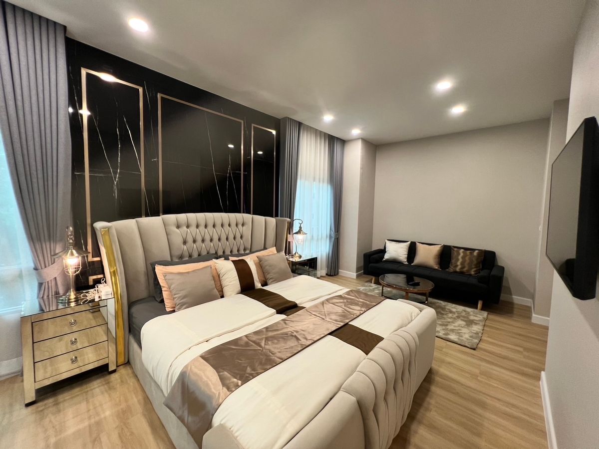 บ้านแจ้งวัฒนะ เมืองทอง : 📢👇ขายพร้อมผู้เช่า 30/5/2569
บ้านเดี่ยวทำเลเยี่ยม ใกล้โรงเรียนนานาชาติและห้างสรรพสินค้าชั้นนำของกรุงเทพฯ เดินทางสะดวก เชื่อมต่อได้หลายเส้นทาง ทั้งแจ้งวัฒนะ ราชพฤกษ์ และถนนสายหลักอื่นๆ