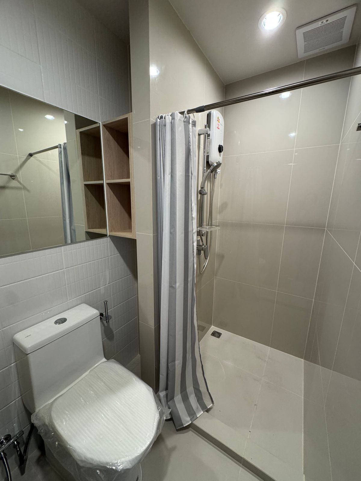 ให้เช่าคอนโดบางนา แบริ่ง ลาซาล : ให้เช่า 📍 Nue Mega Plus Bangna 📍 2 ห้องนอน เฟอร์นิเจอร์ และ เครื่องใช้ไฟฟ้าครบ 