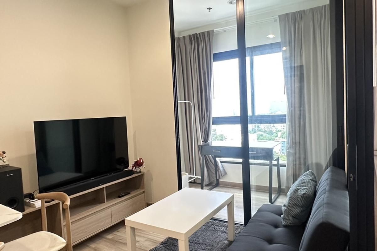 For RentCondoWongwianyai, Charoennakor : Niche Mono Charoen Nakhon Condo for Rent [Niche Mono Charoen Nakorn] Beautiful room, good price, convenient to travel, complete furniture  Can make an appointment to see the room  