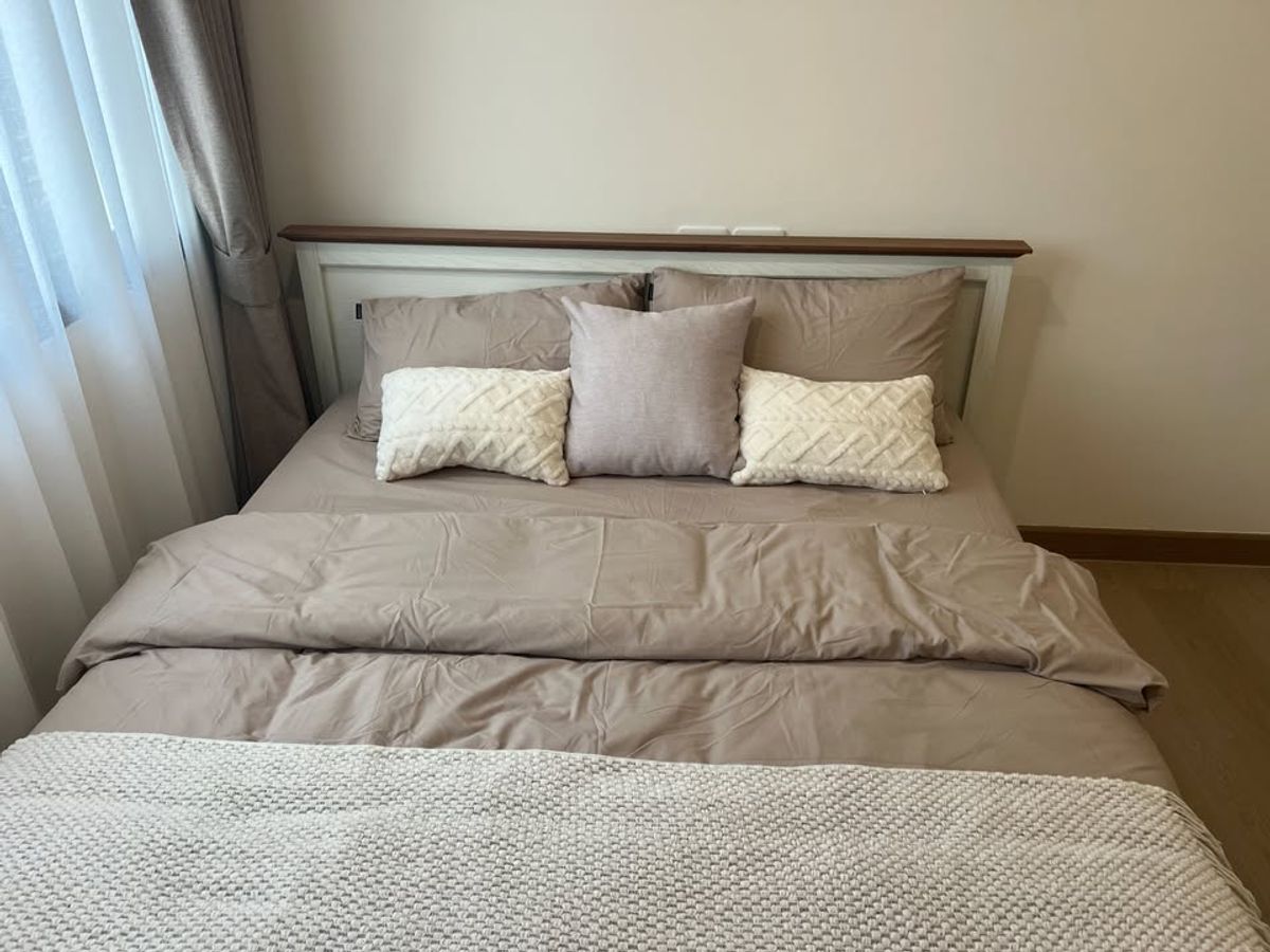 ขายคอนโดบางนา แบริ่ง ลาซาล : ขายคอนโด B-Loft Sukhumvit 115 ใกล้ BTS ปู่เจ้า ฟรีเฟอร์นิเจอร์ (SM1168)
