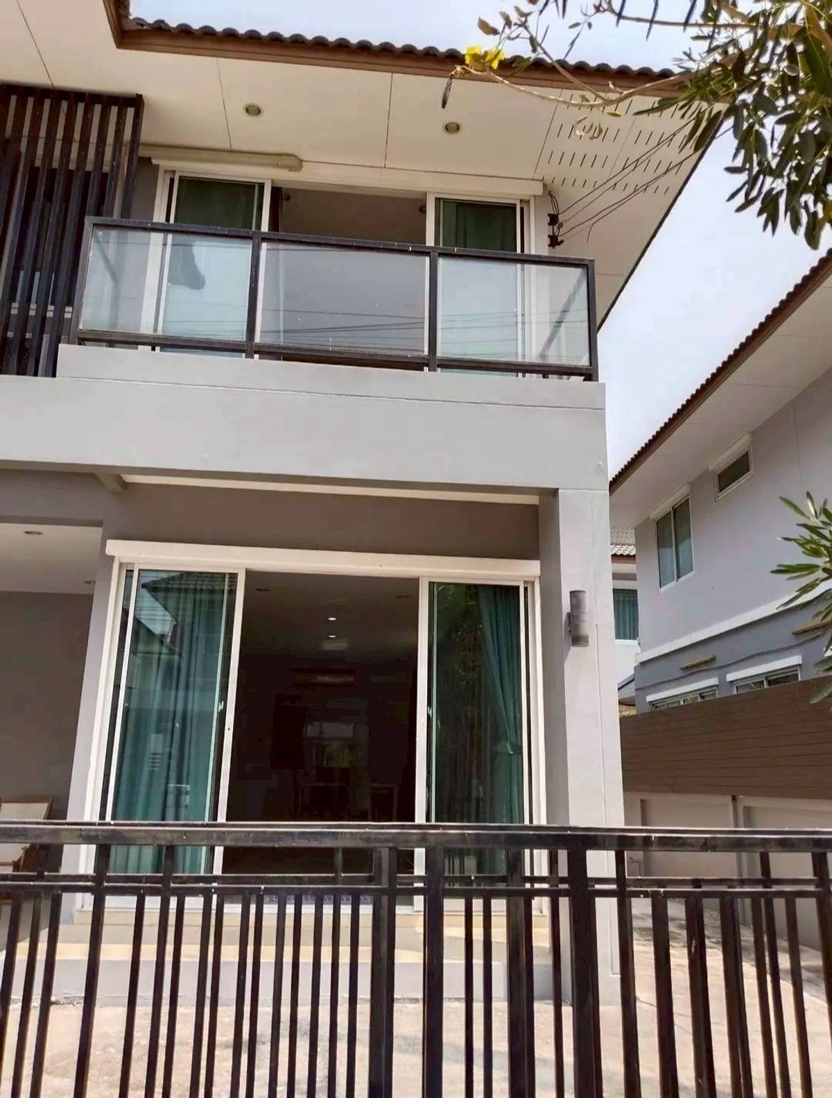 ให้เช่าบ้านมหาชัย สมุทรสาคร : ให้เช่าบ้านเดี่ยวเดอะมิราเคิลพลัส พระราม 2  🏡🎊🎊拉瑪2號 The Miracle Plus 獨棟別墅出租 