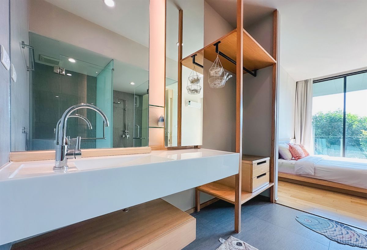 For SaleCondoPak Chong KhaoYai : Luxurious condo for sale in Khao Yai | corner room 84 sq.m. next to the pool | Khao Yai, full -sized corner room, close to the swimming pool, complete with a restaurant, cafes and tourist attractions.