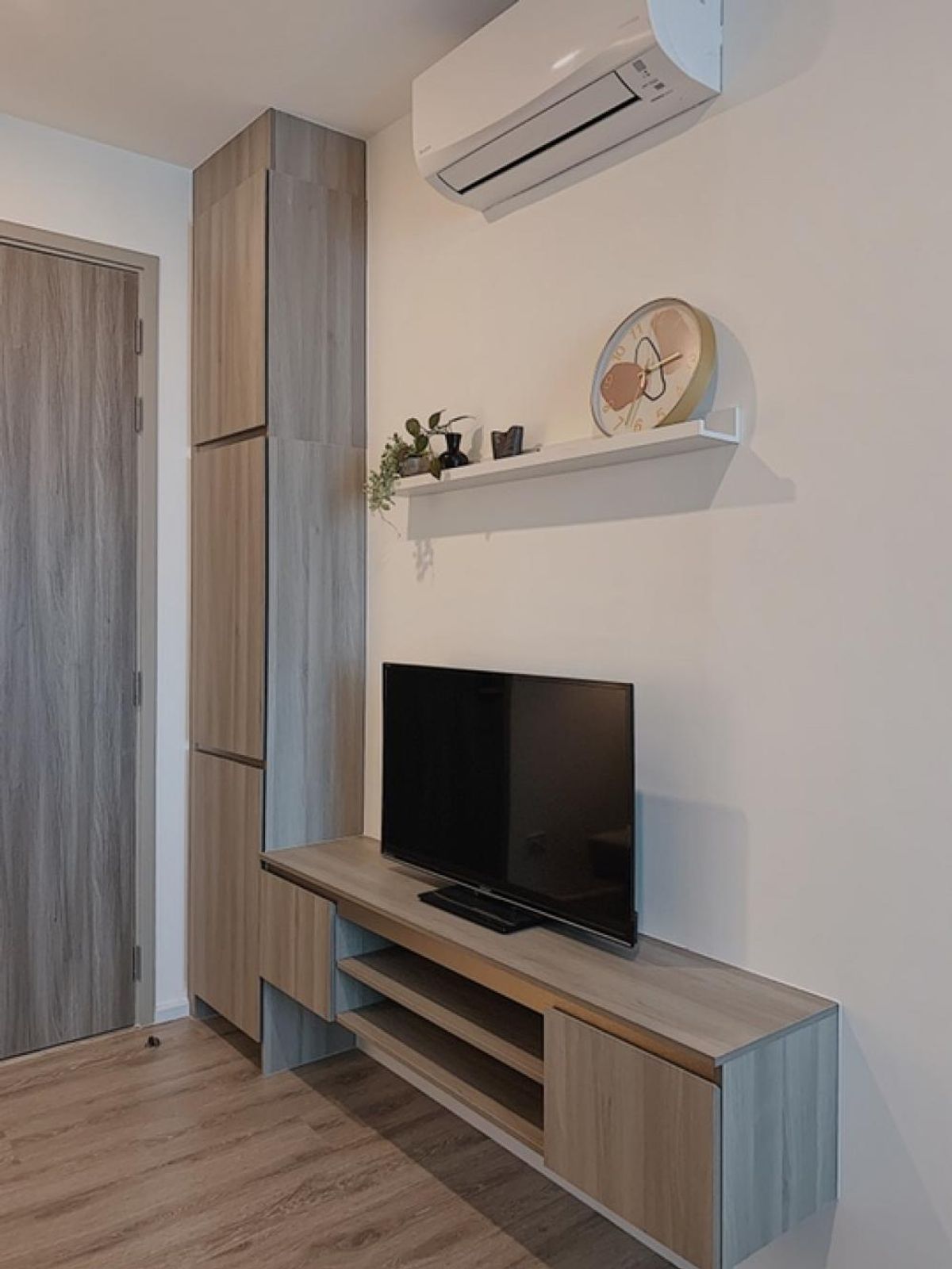 For RentCondoSamut Prakan,Samrong : 💥DL-2212💥Knightsbridge Sukhumvit - Thepharak 👉Line : @wincondo