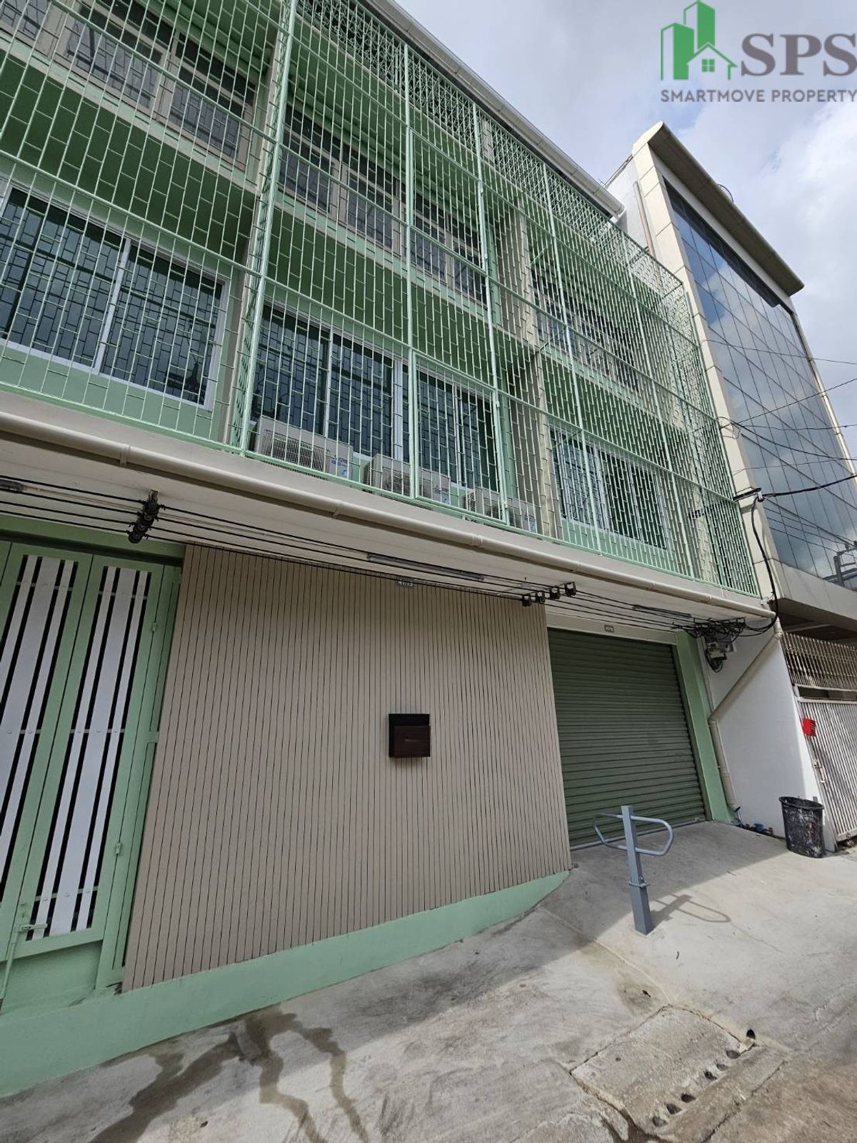 For RentShop HouseOnnut, Udomsuk : Office for rent near BTS Bang Chak (SPSAD2633)