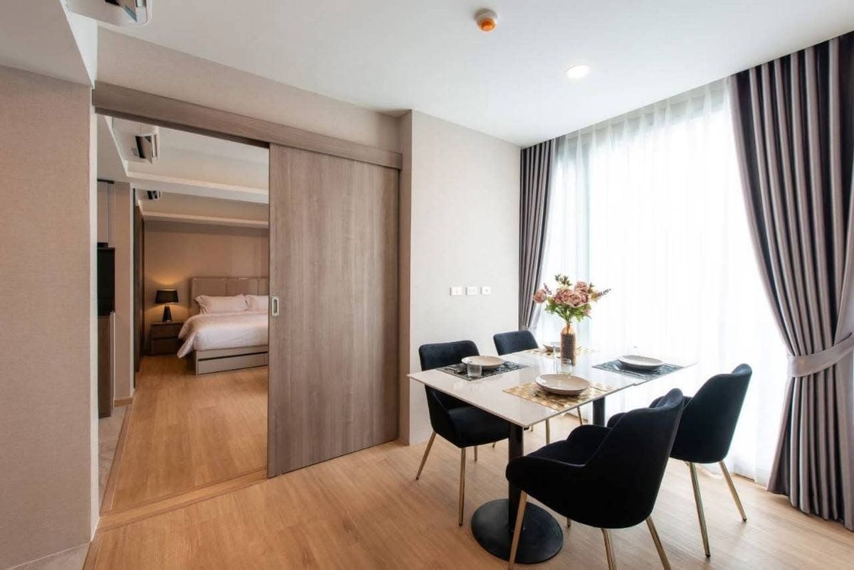 ให้เช่าคอนโดพระราม 9 เพชรบุรีตัดใหม่ RCA : ให้เช่า 📍 LLOYD Soonvijai-Thonglor 📍 2 ห้องนอน 2 ห้องน้ำ เฟอร์นิเจอร์ และ เครื่องใช้ไฟฟ้าครบ 