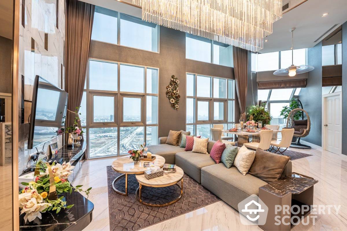 For SaleCondoRama9, Petchburi, RCA : 2-BR Condo at Belle Grand Rama 9 near MRT Phra Ram 9