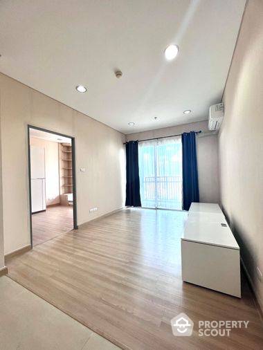 For SaleCondoSapankwai,Jatujak : 1-BR Condo at Intro Phaholyothin-Pradipat near MRT Kamphaeng Phet