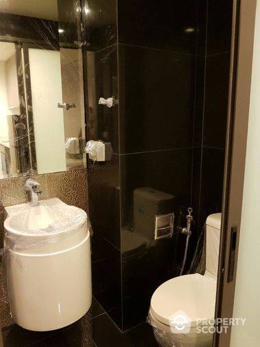 For SaleCondoSukhumvit, Asoke, Thonglor : 1-BR Condo at Rhythm Sukhumvit 36-38 near BTS Thong Lor