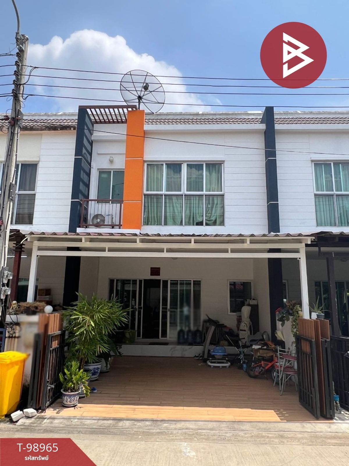 ทาวน์โฮมลาดกระบัง สุวรรณภูมิ : ขาย/เช่า ทาวน์เฮ้าส์ หมู่บ้านนาราทาวน์ วงแหวน-บางนา ประเวศ กรุงเทพมหานคร พร้อมเข้าอยู่