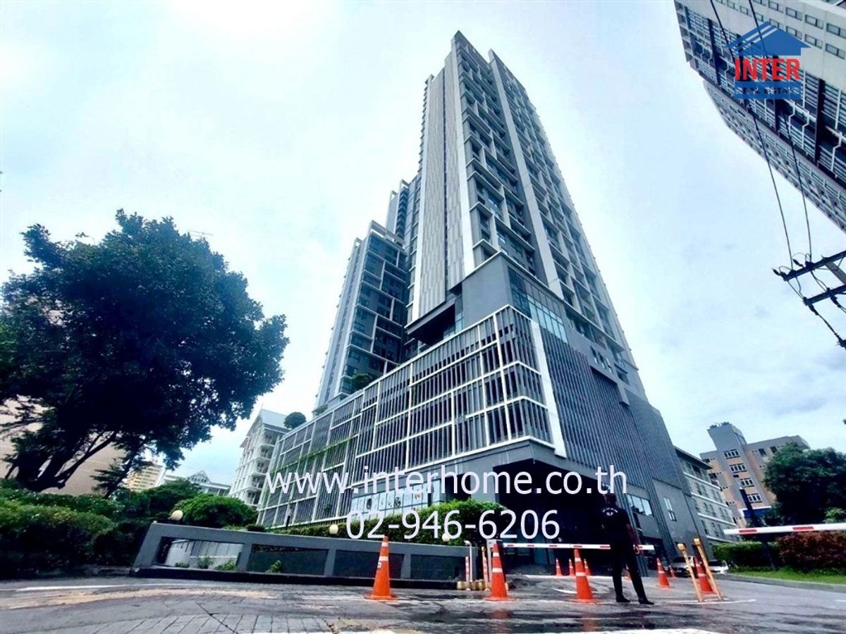 For SaleCondoWongwianyai, Charoennakor : Condominium 50.94 sq.m. Ide Omobi Saturn is adjacent to BTS, Krung Thonburi. Krung Thon Buri Road, Charoen Nakhon Road, Khlong San District, Bangkok