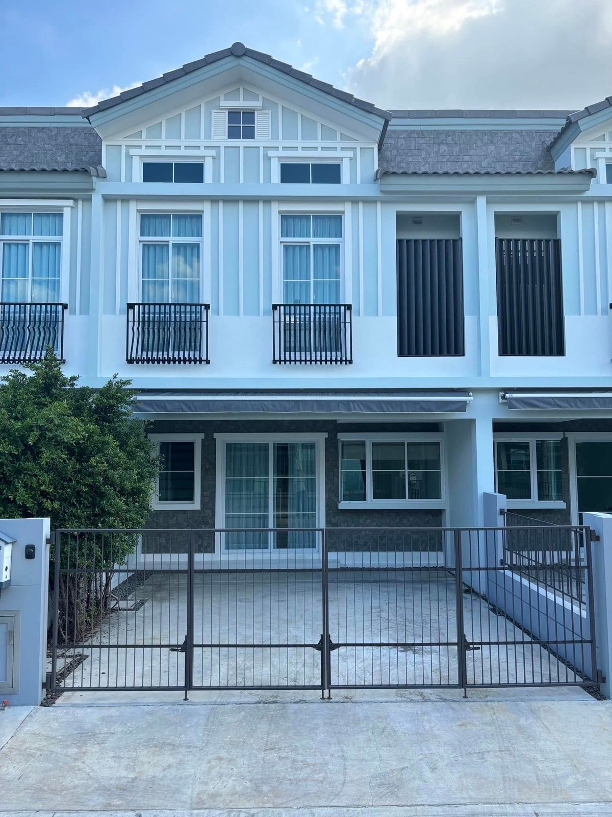 ให้เช่าทาวน์โฮมบางนา แบริ่ง ลาซาล : 🏡 ให้เช่าบ้าน อินดี้ บางนา รามคำแหง 2  🎉 ใกล้เมกะ บางนา 3.4 กม บ้านเปล่าไม่มีเฟอร์นิเจอร์ พร้อมเข้าอยู่ ✅✅