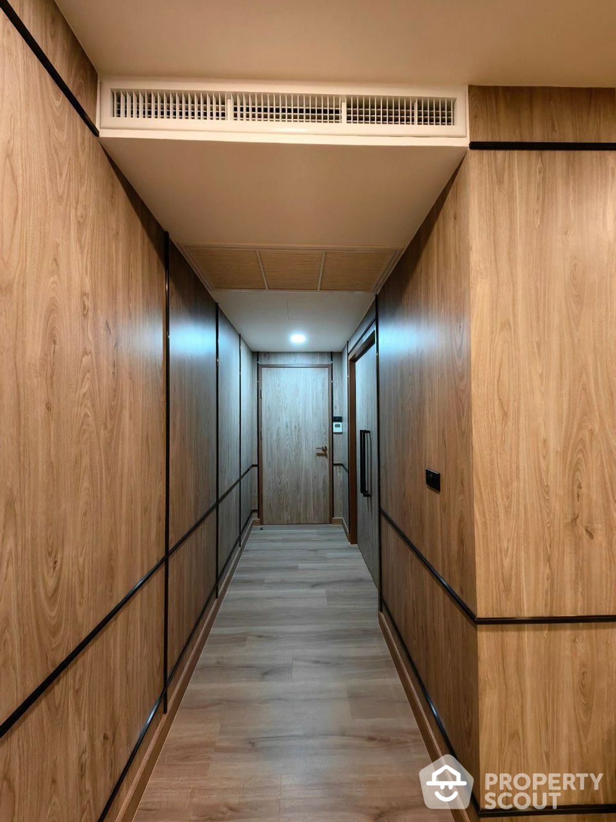 คอนโดวิทยุ ชิดลม หลังสวน : ขาย+ ให้เช่า Somkid Garden  3Beds 3 Baths 251.4 ตรม 
