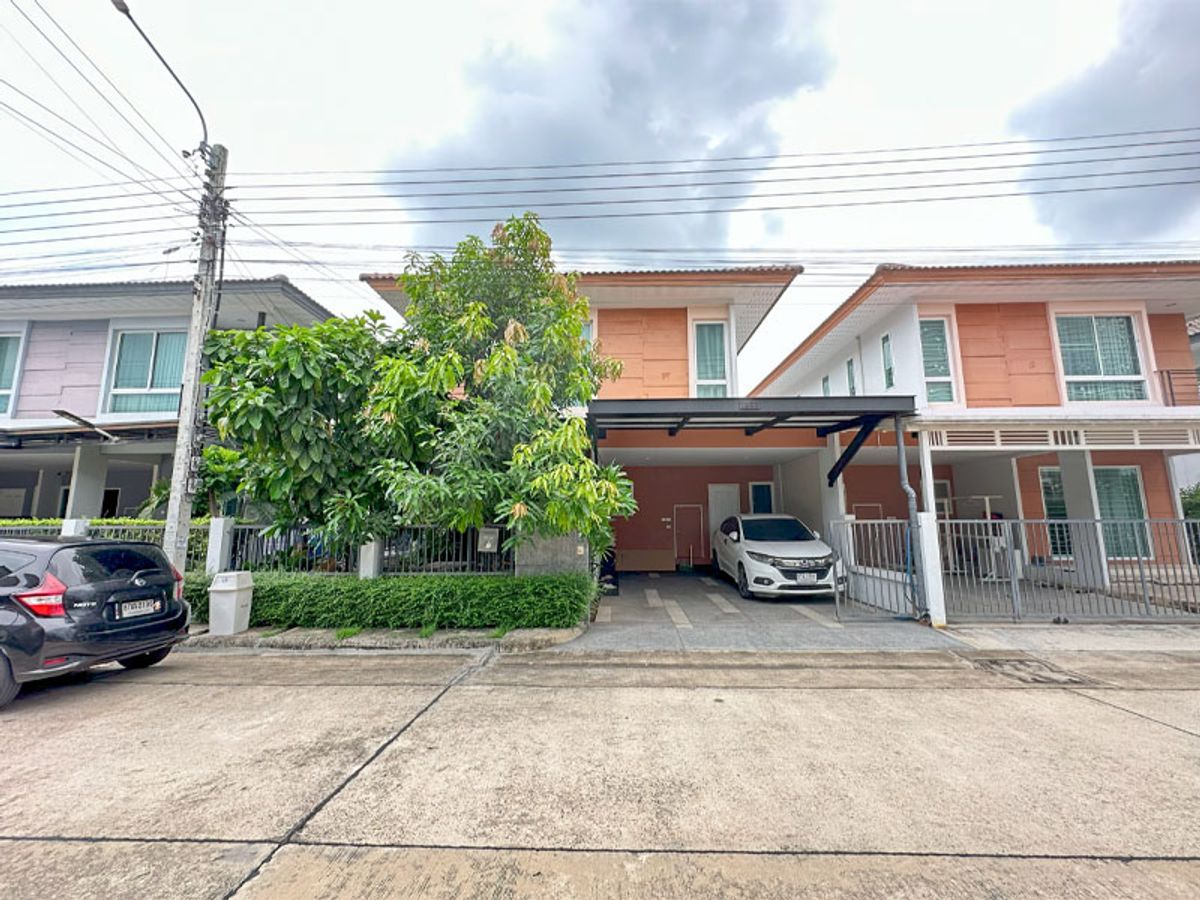 ขายนวมินทร์ รามอินทรา : หมู่บ้าน กรูฟวิลล์ รามอินทรา ราคาพิเศษ 3.95 ล้าน ( ราคาพิเศษมีหลังเดียว )