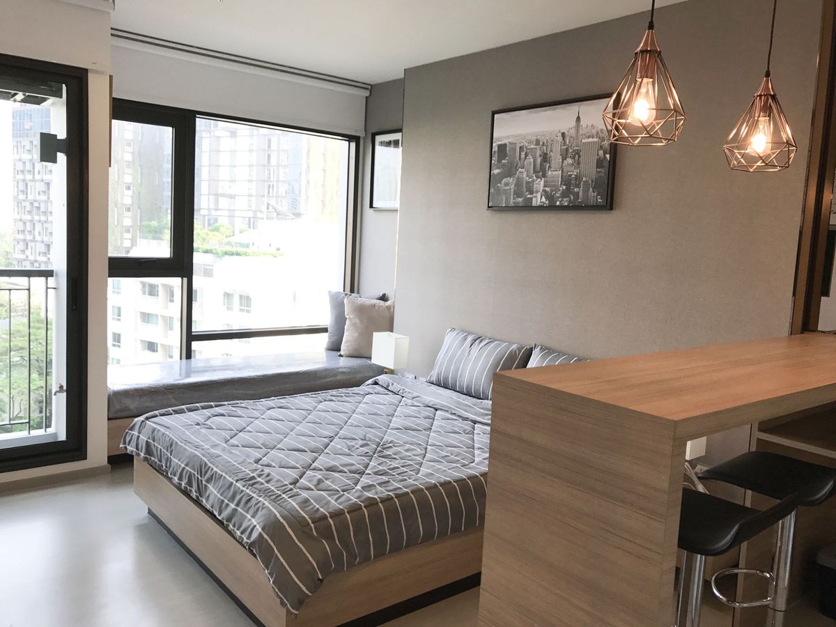 ให้เช่าคอนโดสุขุมวิท อโศก ทองหล่อ : ให้เช่า คอนโด  RHYTHM Sukhumvit 36-38 ใกล้ BTS ทองหล่อ 