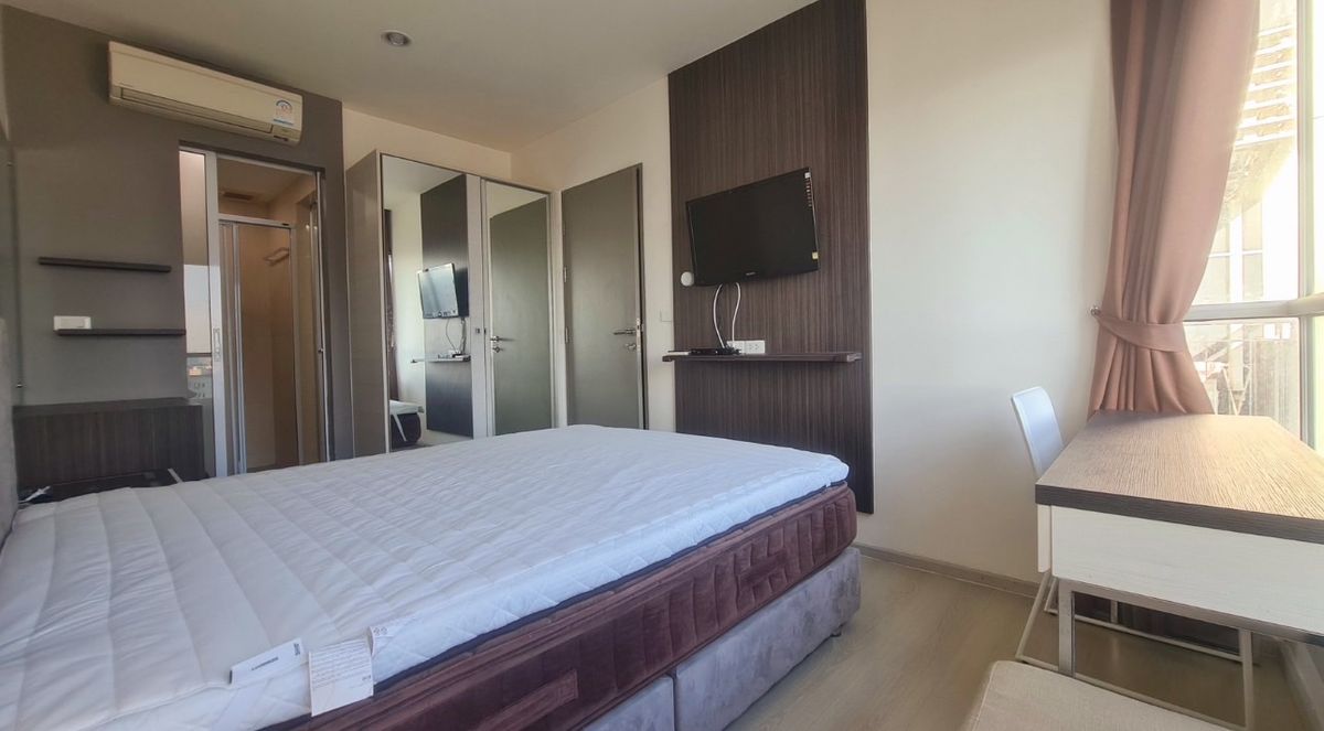 ให้เช่าคอนโดรัชดา ห้วยขวาง : 🔥Life ratchadapisek🔥💡 2 Bed1 Bath  46 sqm  22,000 💵  🏀ติดต่อ Line plustor_ss เบอร์0928895628 🏀