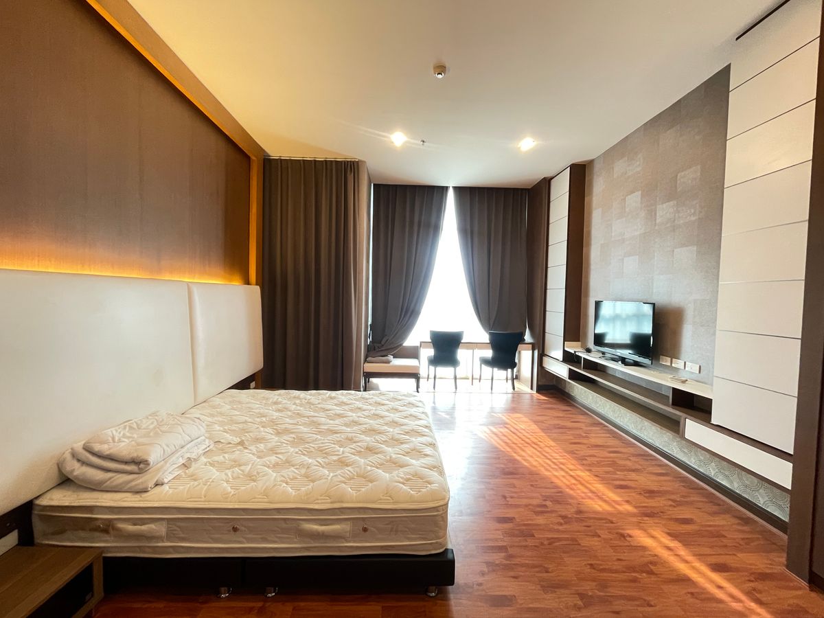 คอนโดอ่อนนุช อุดมสุข : ขายและเช่า Le Lux condo ติดห้าง ห่างจาก BTS เพียง 1 นาที 150 เมตร