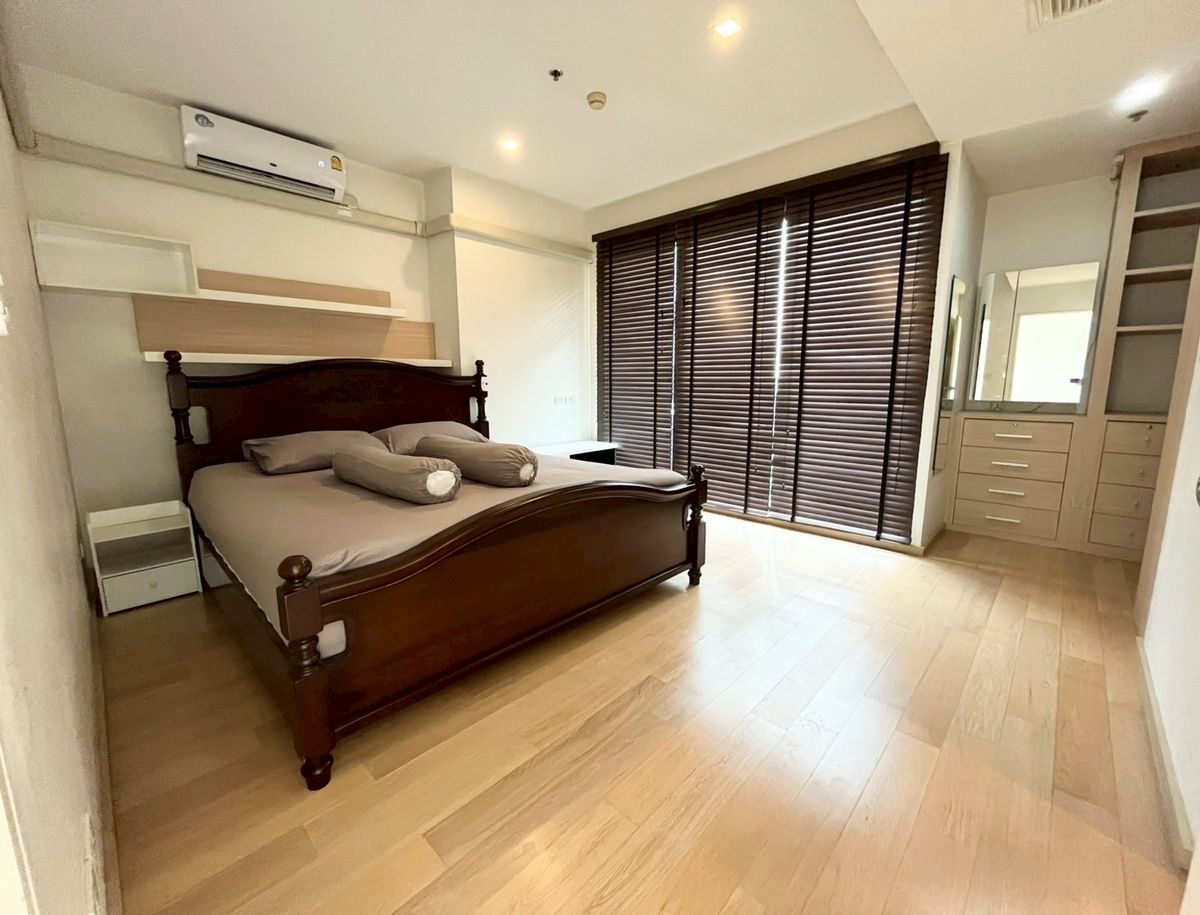 ให้เช่าคอนโดอารีย์ อนุสาวรีย์ : Condo for Rent: Noble Reflex