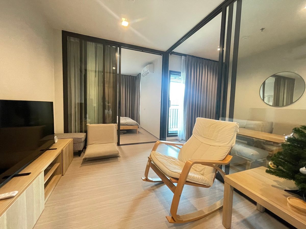 ให้เช่าคอนโดท่าพระ ตลาดพลู วุฒากาศ : Life Sathorn Sierra  ห้องใหญ่ เฟอนิเจอครบ ว่างพร้อมให้เช่า นัดชมได้เลยครับ