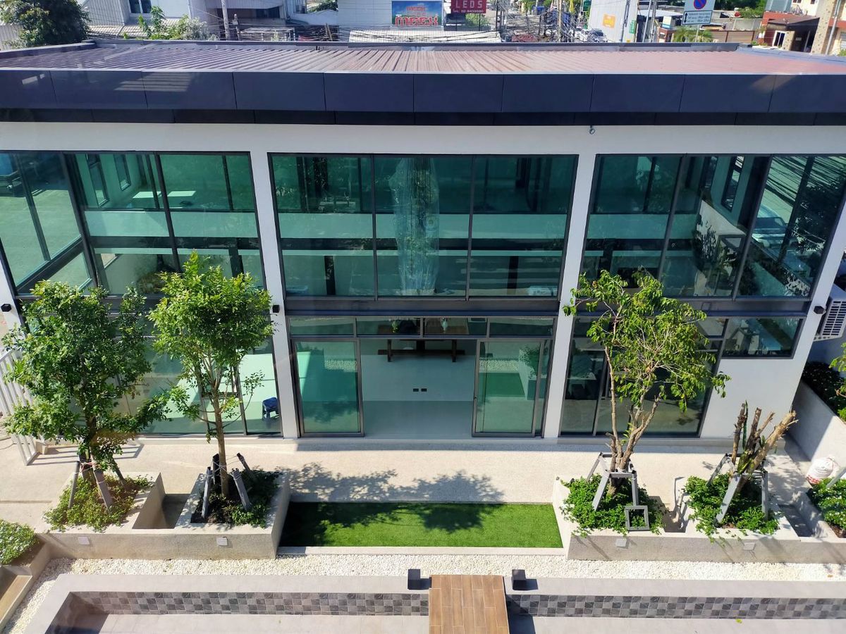 For RentOfficeKaset Nawamin,Ladplakao : New office for rent, decorated and good location in Soi Mai Lap (Prasert Manukit 29)