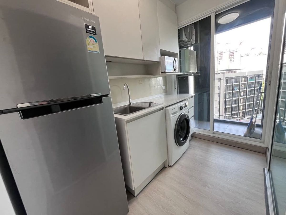ให้เช่าคอนโดรัชดา ห้วยขวาง : 23,000 Baht/Month, Chapter One Eco Ratchada-Haui Kwang, 2 Bedrooms (Corner Room)
